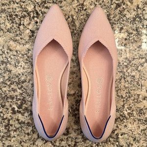 Pink Rothy’s Point.  Size 10.  Fits 9-9.5. Like new